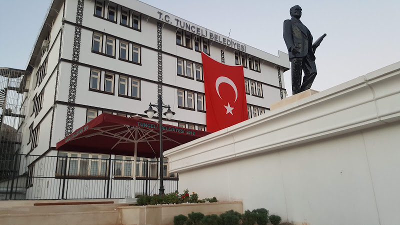 Tunceli Belediye Binası