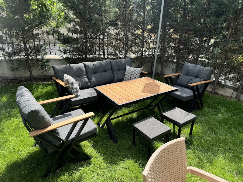 Turkuaz home garden