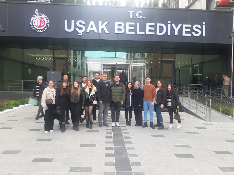 Uşak Belediyesi Ek Hizmet Binası