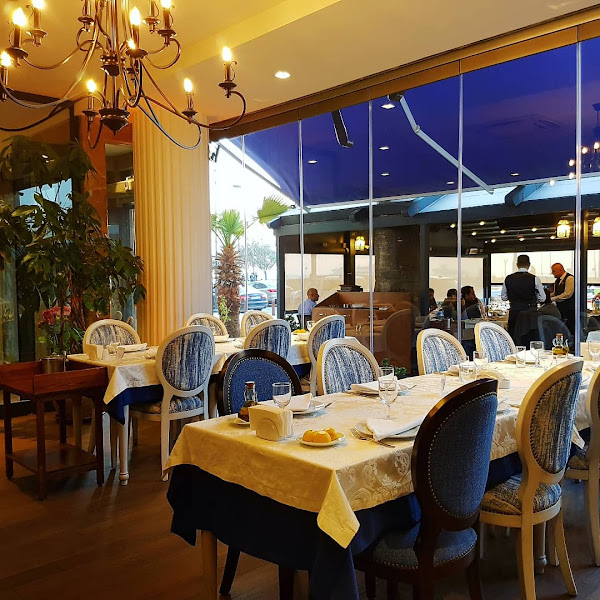Veli Usta Körfez Restaurant