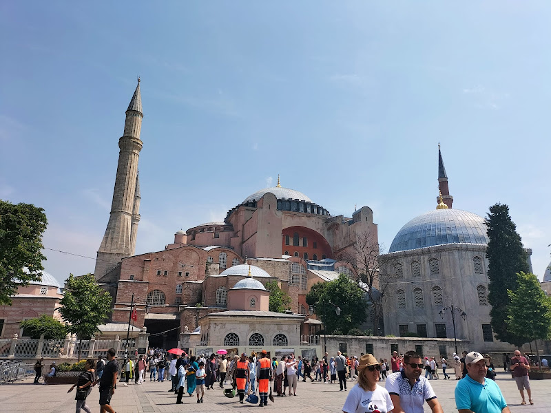 YASER TURİZM SEYAHAT ACENTESİ