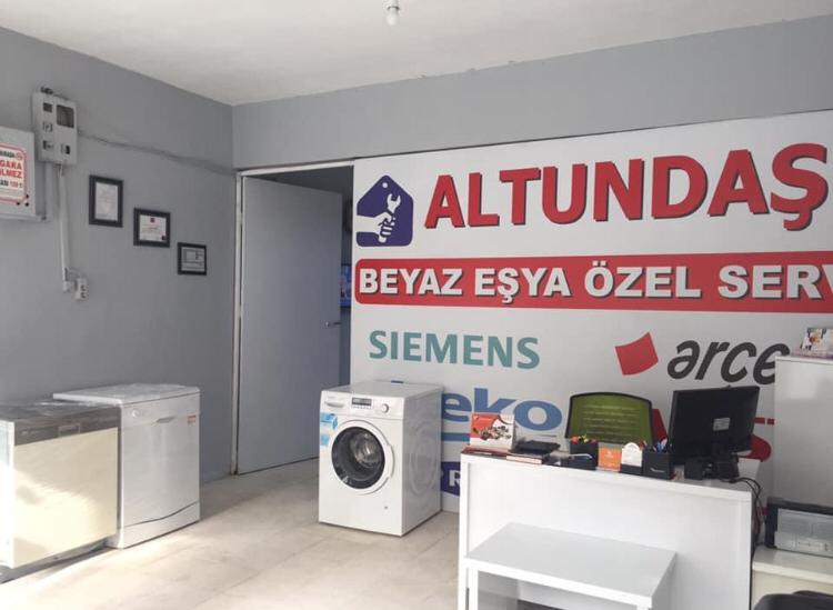 Yıldız Teknik Servis