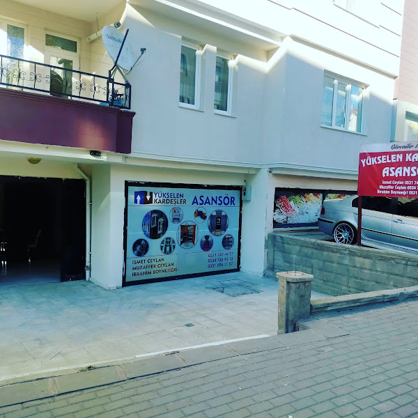 Yükselen kardeşler asansör