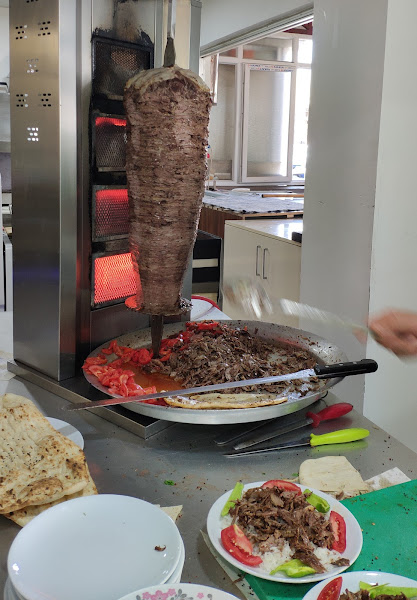 Zavraklar Yaprak Döner